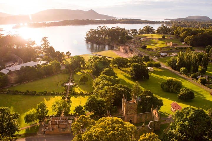 Port Arthur e Tasman com cruzeiro de Porto