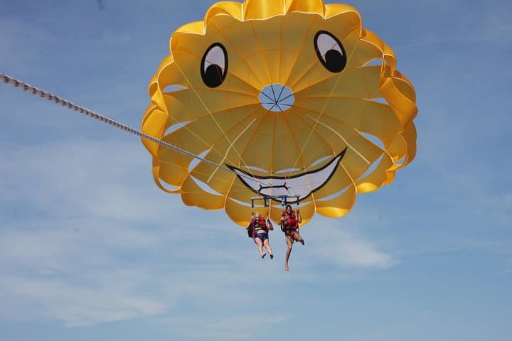 Aventura de Parasailing em Barcelona