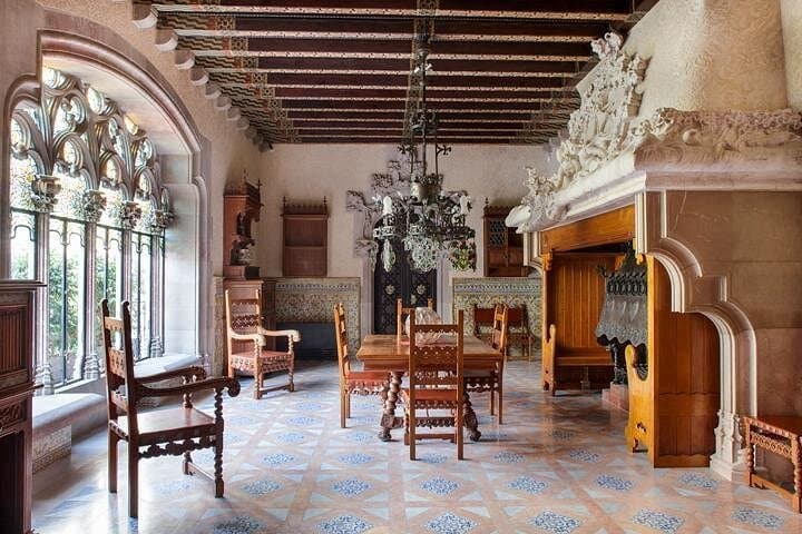 Entrada Casa Amatller com audioguia multilíngue