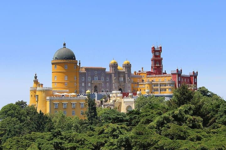 Excursão particular pela costa: Destaques de Lisboa e Sintra