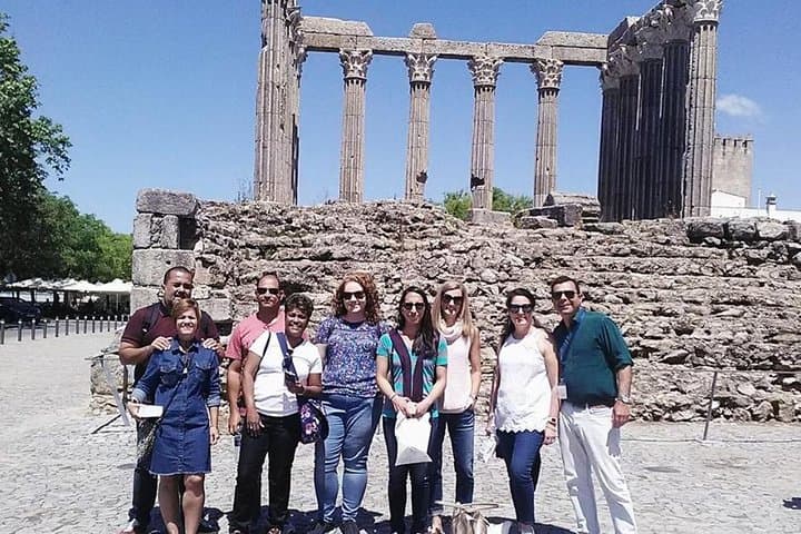 Excursão e degustação de vinhos em Évora