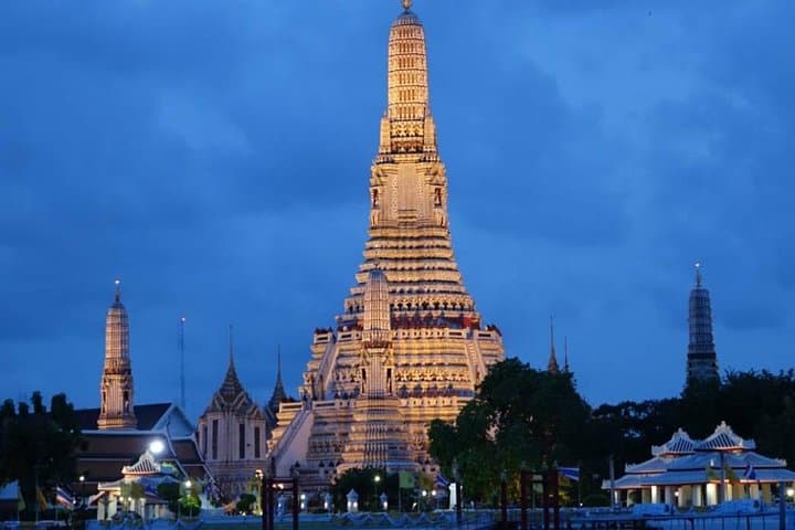 Banguecoque e Thonburi Evening Cycling I