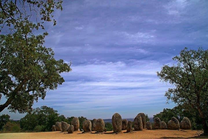 Cromeleque Megalítico dos Almendres de ÉVORA
