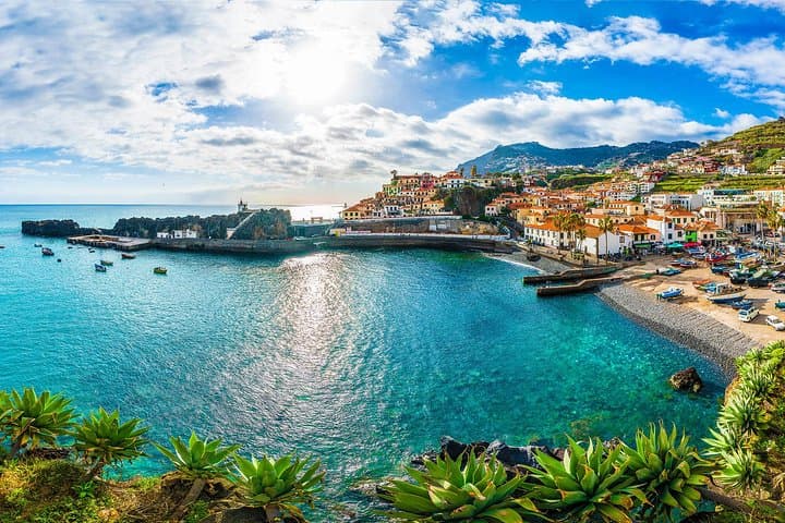 Excursão pelo Vale da Madeira das Freiras