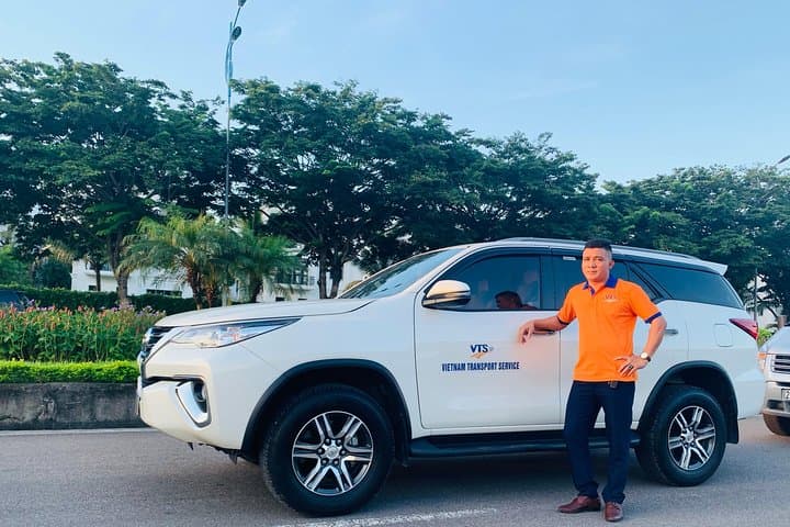 Transferência privada entre o aeroporto de Hanói (han) e o centro da cidade de Hanói