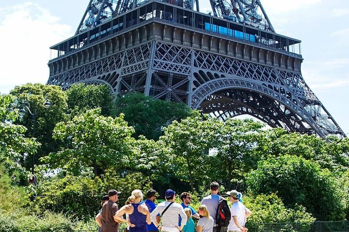 Paris Highlights Tour de bicicleta: Torre Eiffel, Louvre e Notre-Dame