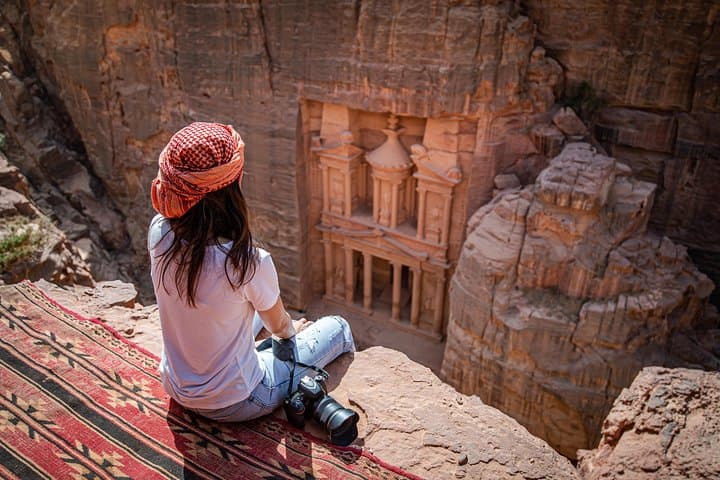 Petra : Excursão privada de um dia, incluindo a pequena Petra e Guia de Amã