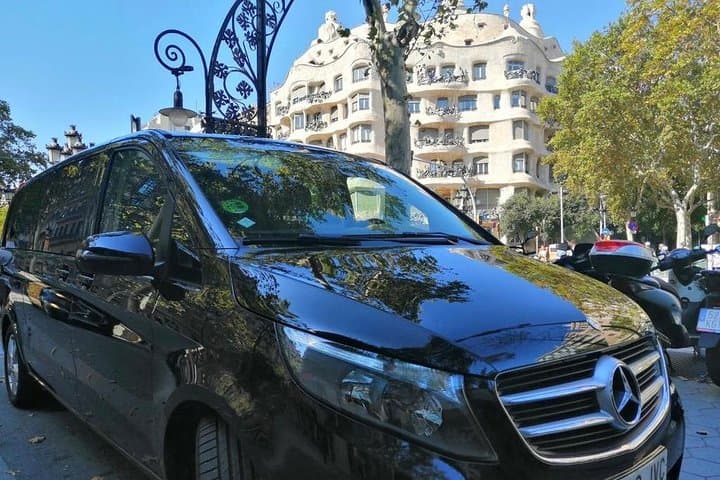 Transferência privada da cidade de Barcelona para o aeroporto de Barcelona