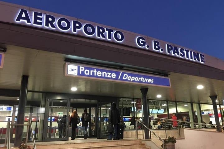 Traslado de partida privado: do hotel ao Aeroporto Ciampino de Roma