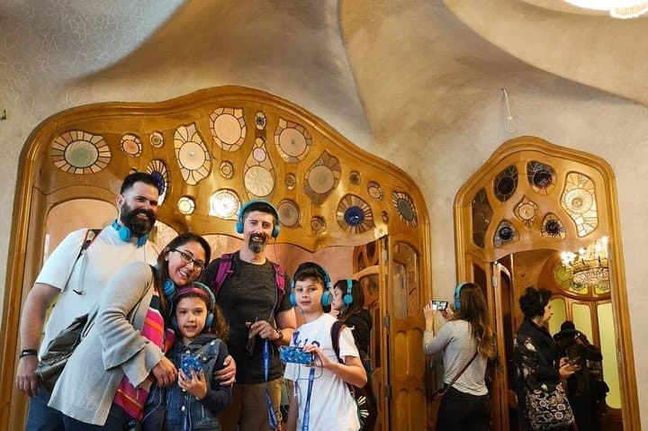 Excursão privada: La Pedrera & Casa Vicens Skip-the-Line