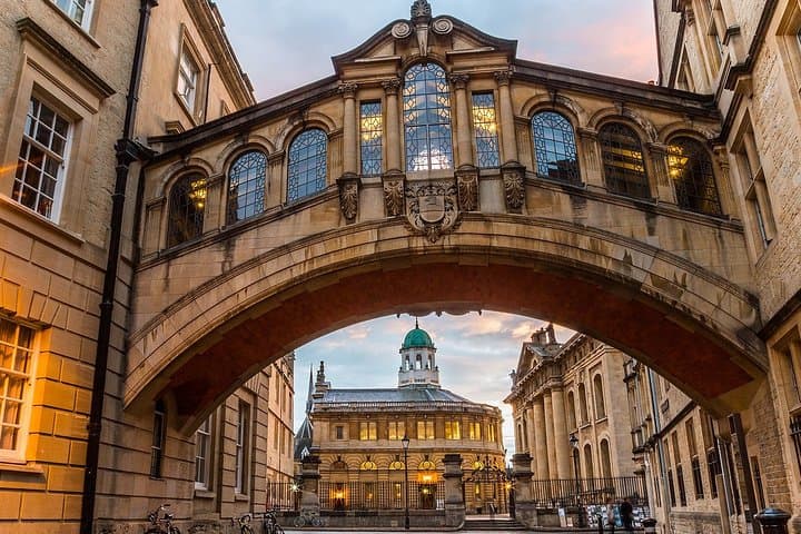 Transferência privada de ida: Londres para Oxford / Oxford para Londres