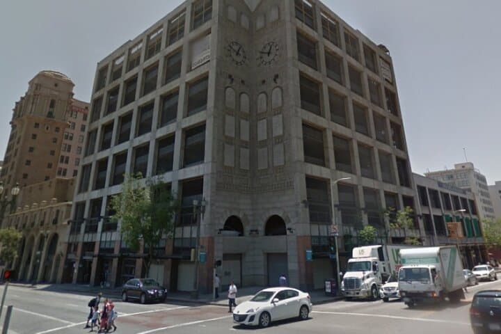 Caça ao tesouro autoguiada em Los Angeles: as maravilhas do centro de Los Angeles