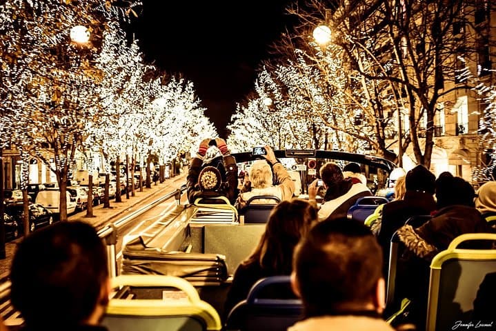 Paris Tootbus Festive Christmas Lights Tour em Paris