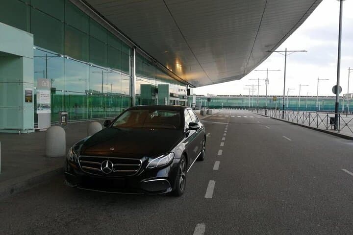 Transferência privada do aeroporto de Barcelona para a cidade de Barcelona