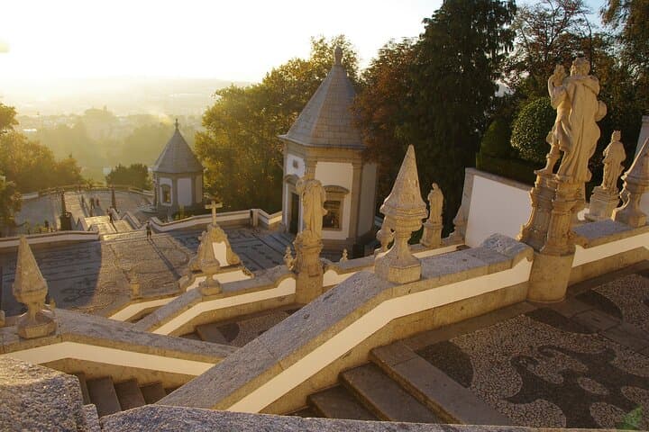 Passeio Particular de Dia Inteiro por Guimarães e Braga