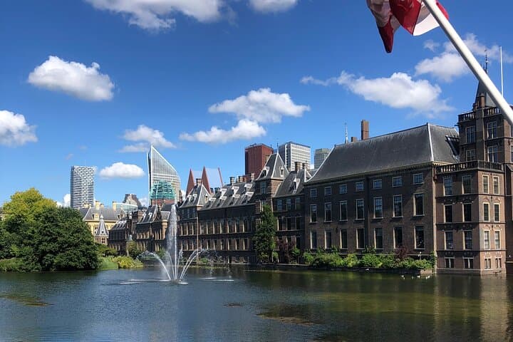 Excursão para grupos pequenos em Roterdã, Delft e Haia saindo de Amsterdã