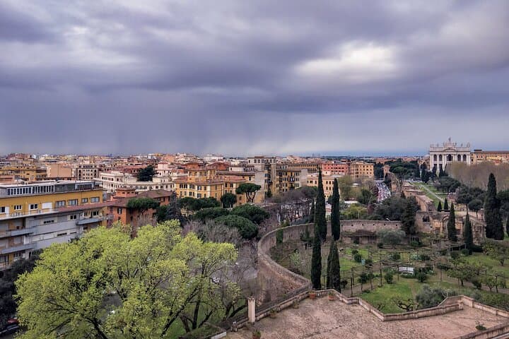 Viagem no tempo pelas ruas de Roma