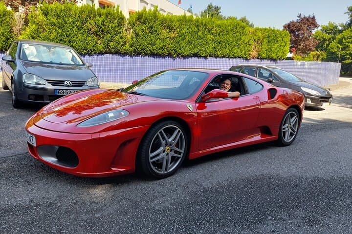 Experiência de condução ferrari em via rapida de Braga