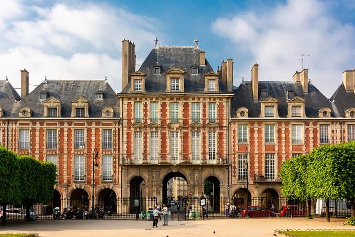 Paris Le Marais Autoguiada: A nota misteriosa