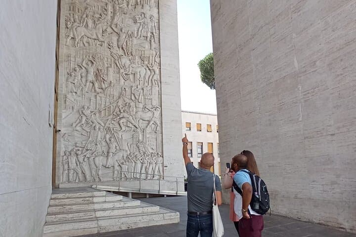 Tour Fascista por Roma - O Fantasma de Mussolini