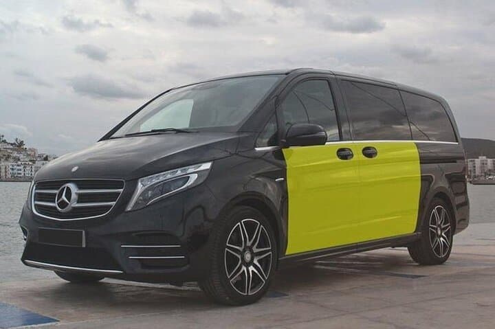 Estação ferroviária Barcelona Sants para a cidade, transferência privada do aeroporto