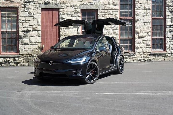 Traslado privado de partida: Las Vegas para o aeroporto de Las Vegas em veículo elétrico