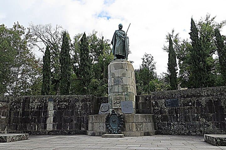 Do Porto: Visite Guimarães & Braga com Almoço