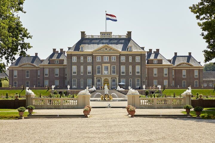 Visita privada ao Museu Kroller Muller (Van Gogh) e ao Palácio Het Loo