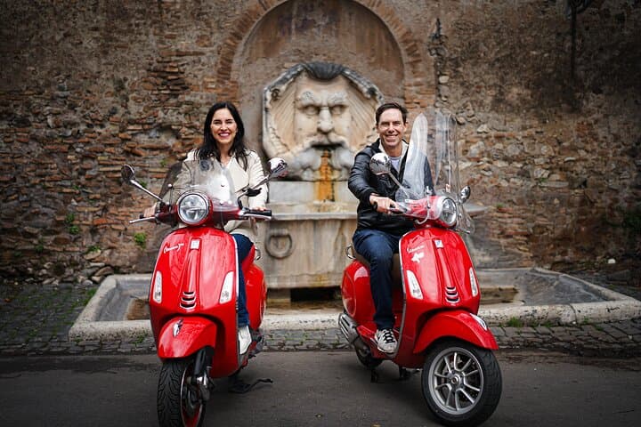 Roma: Vespa Tour com fotografia profissional