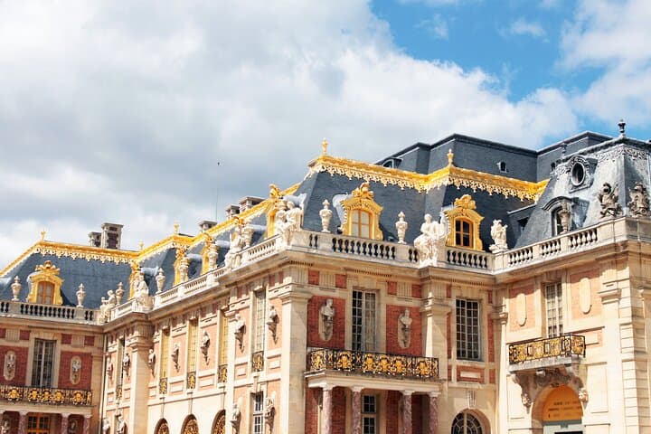 Descubra Versailles & Giverny de Paris em uma van com Photoshoot