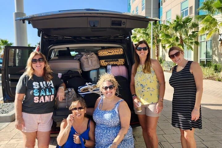 Transferência de veículo de luxo MCO Orlando Airport para Orlando Resorts