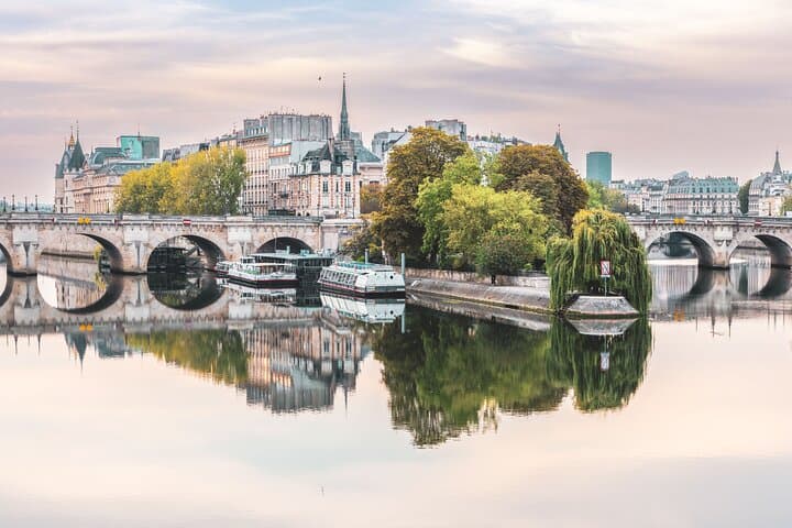 Passeio pela História de Paris: Marais Medieval, Ilhas Notre Dame e Histórias