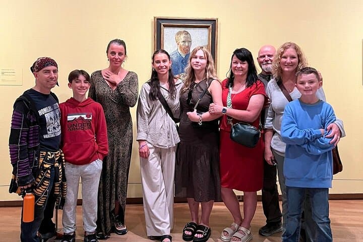 Excursão familiar privada no Museu Van Gogh para crianças e adolescentes