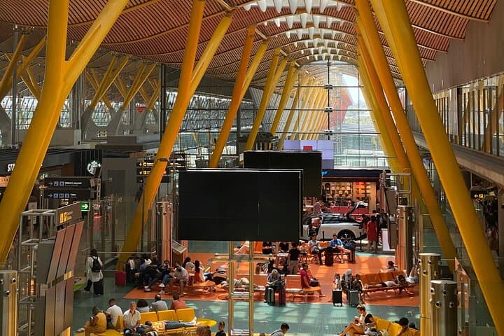 Transferência privada de Madrid para o Aeroporto de Madrid