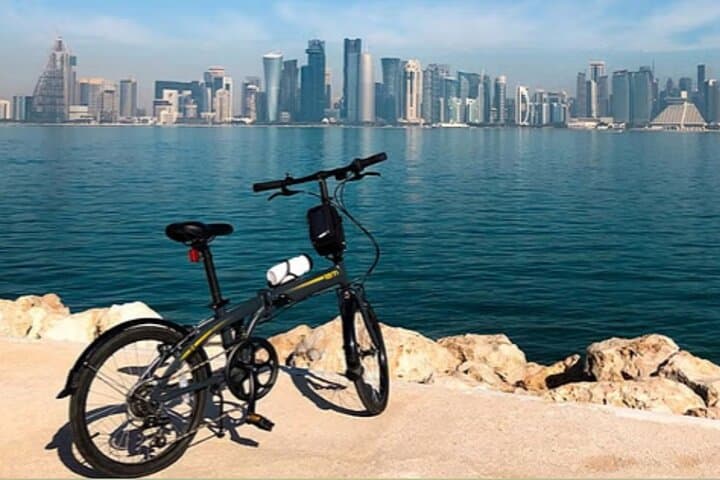 Descubra Doha de bicicleta