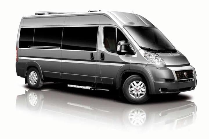 Transporte privado do Aeroporto de Barcelona para o porto de cruzeiro