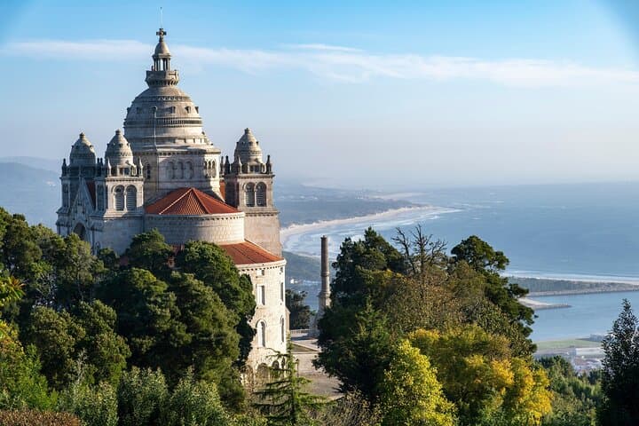 De Porto: Viana do Castelo Braga e Guimarães