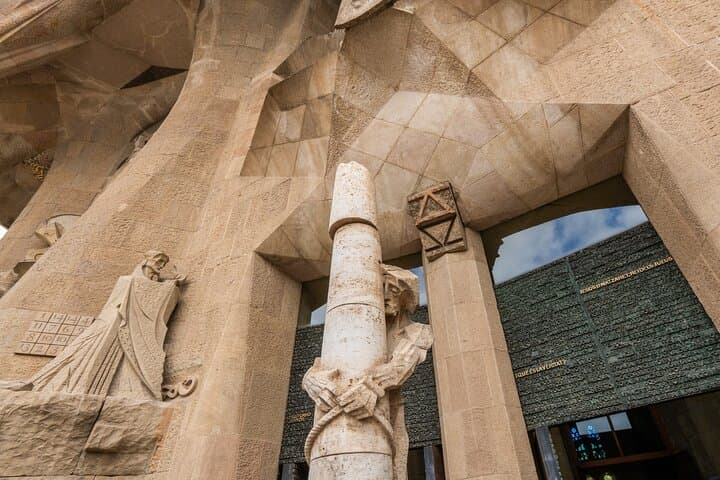 Barcelona : Sagrada Família : Visita guiada e acesso prioritário