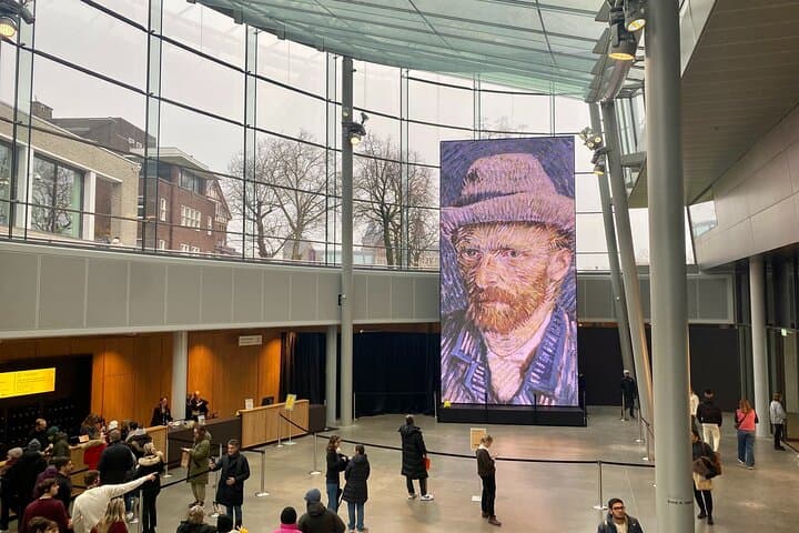 Van Gogh Museum Entry & Zaanse Schans Excursão de meio dia privada