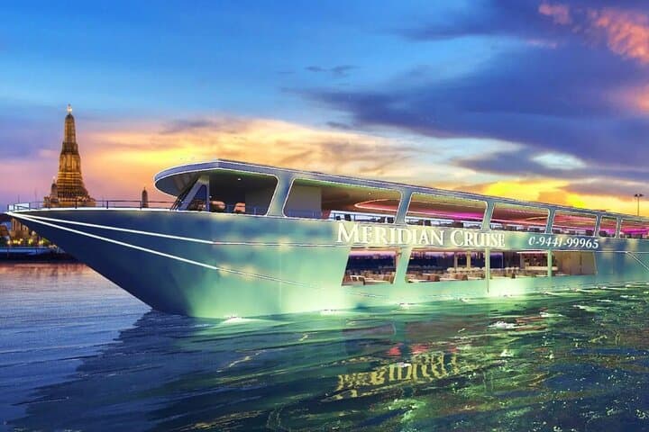 Meridian Dinner e Sunset Cruise em Banguecoque