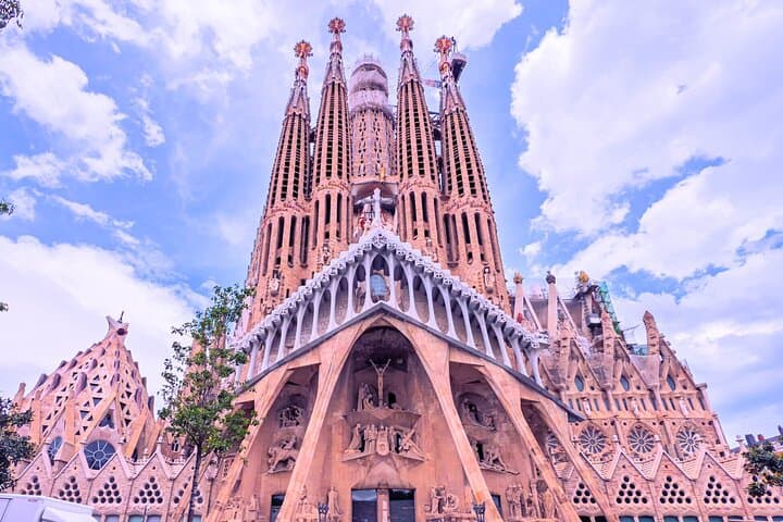 Barcelona : Visita guiada da Sagrada Família e bilhetes