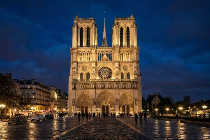 Paris em um Day-Louvre, Notre Dame,St Chapelle, ArcdeTriomphe, etc