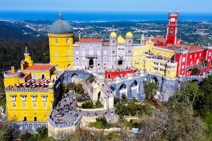 Sintra Tour com Palácio da Pena e Regaleira - Entradas Incluídas