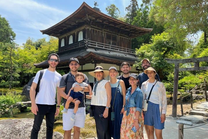 Tour de carro privado personalizado em Kyoto: motorista Inglês, sem Guia