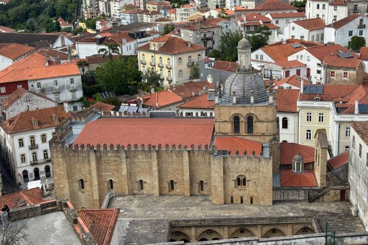 Excursão guiada pelas atrações da Universidade de Coimbra