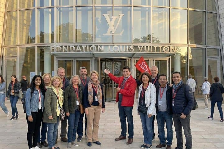 Louis Vuitton Foundation Exterior Walking Tour e Entrada Premium