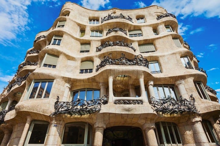Barcelona : Casa Mila (La Pedrera) Bilhete de Entrada com Guia Áudio